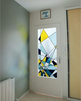 vitrail contemporain abstrait geometrique porte separation creation jura bourgogne franche comte pupillin atelier 630